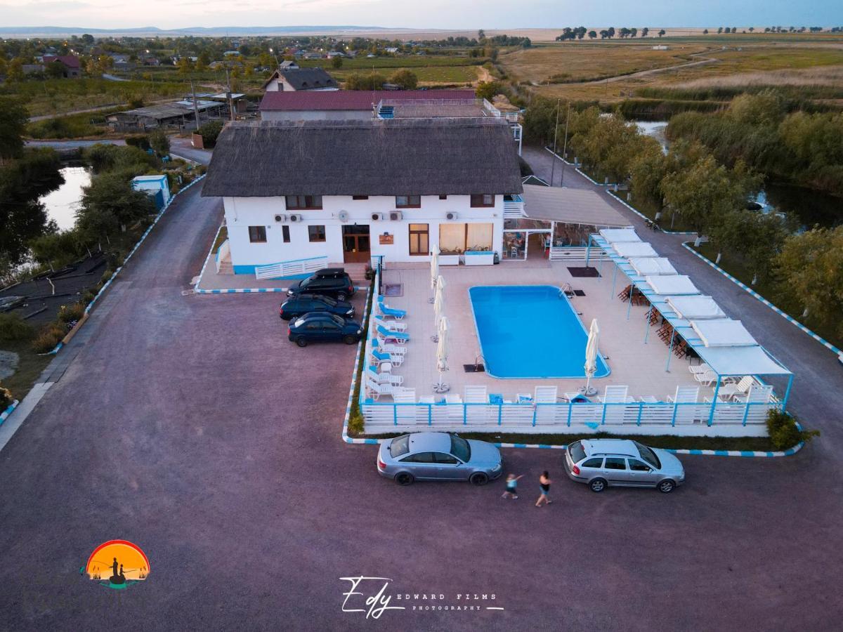 מלון Lunca  Casa Pescarilor מראה חיצוני תמונה